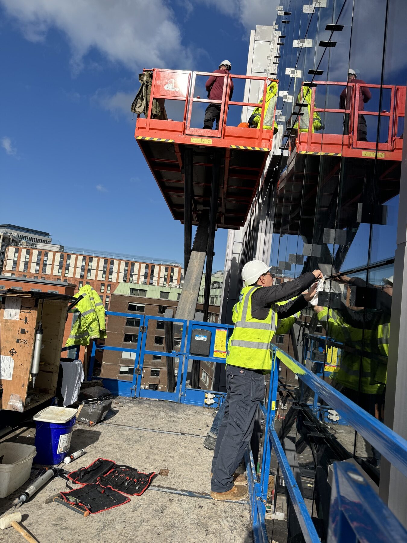 EQ Bristol MEWP access and glazing adjacency during facade interface works