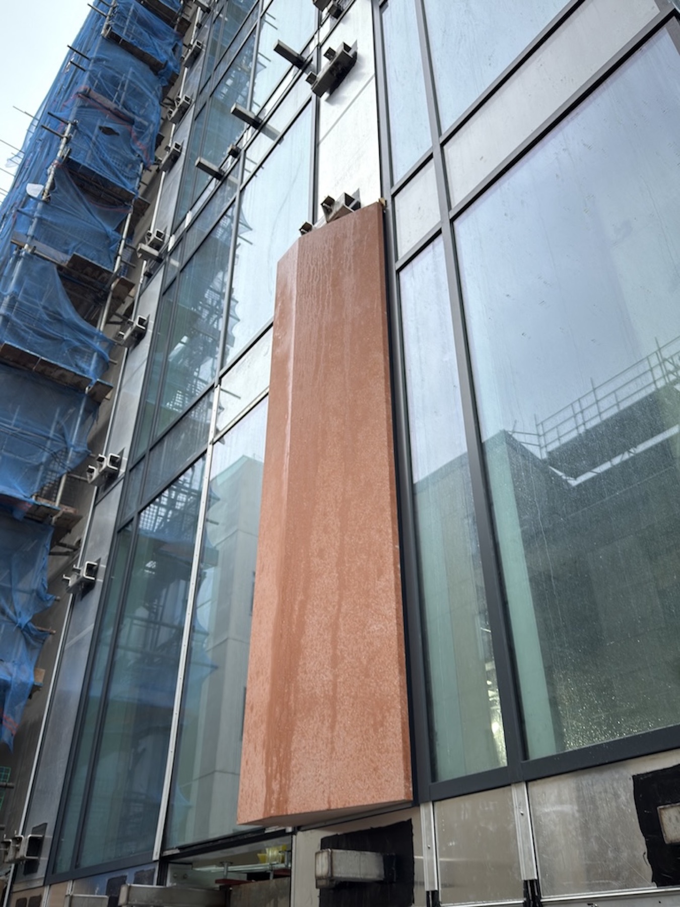 One Friary Bristol GRC facade unit and fixing interface detail