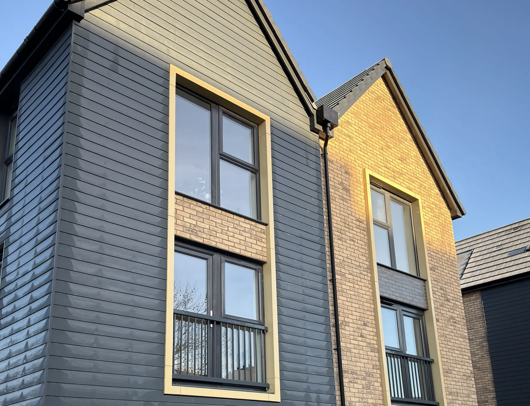 Flashings, cappings and window surrounds on a Swindon facade project.