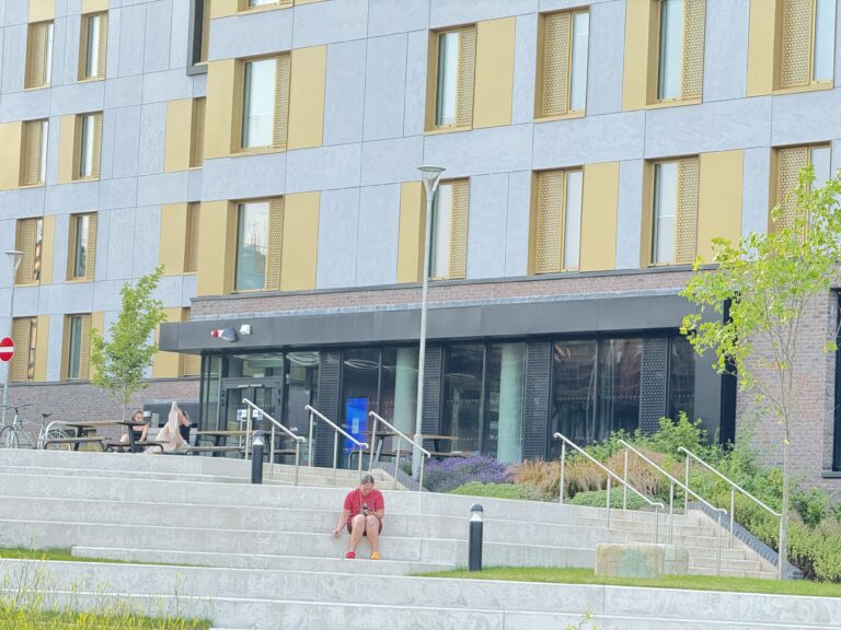 UWE Bristol rainscreen panel installation with mixed access conditions